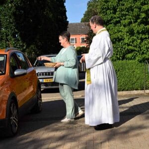 Autosseenung zu Éieren vun Notre Dame de la route am Préizerdaul